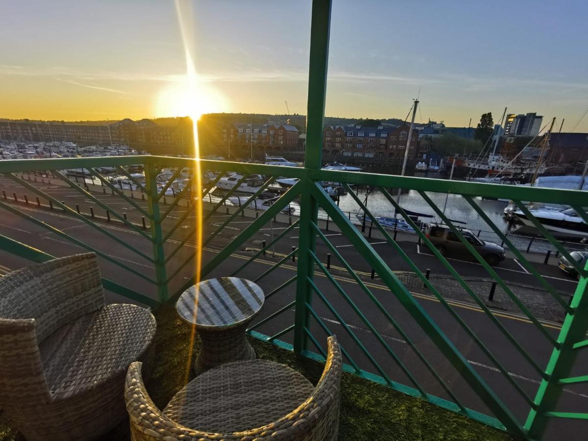 Apartment By The Beach Swansea Exterior foto