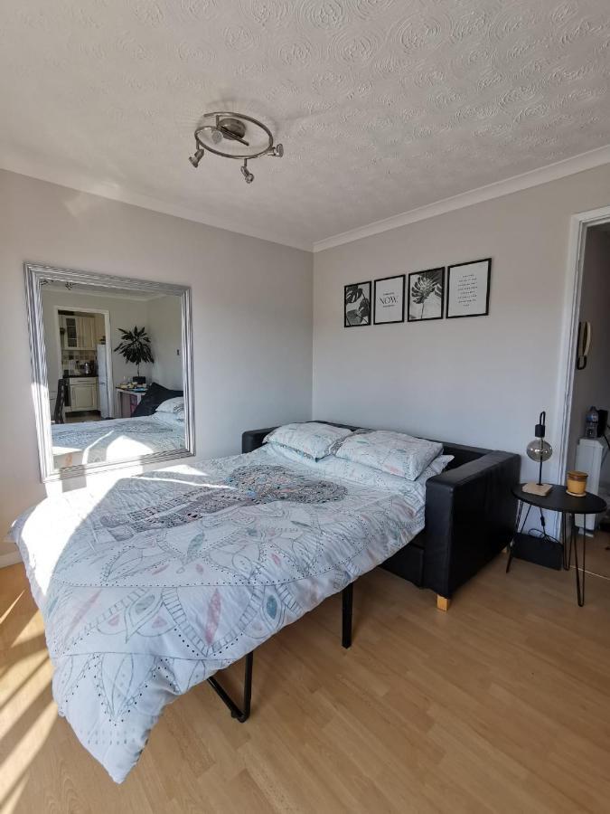 Apartment By The Beach Swansea Exterior foto